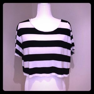 H&M Cropped Black/White Stripe Top